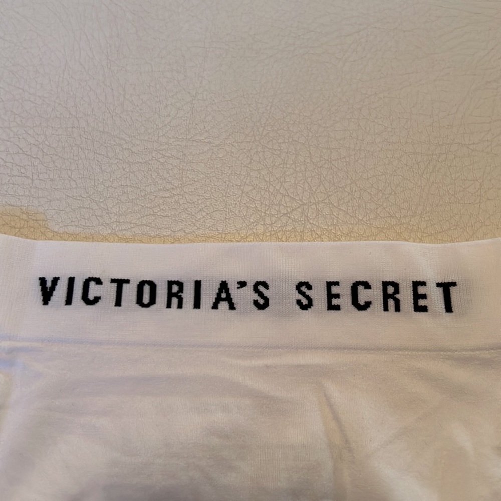 Undies - Picture 2 of 3